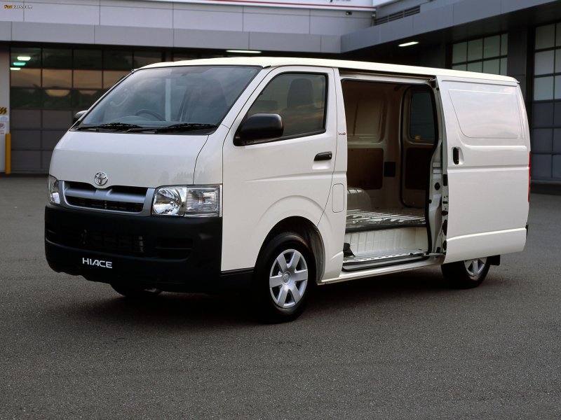 Toyota Hiace h200 2009