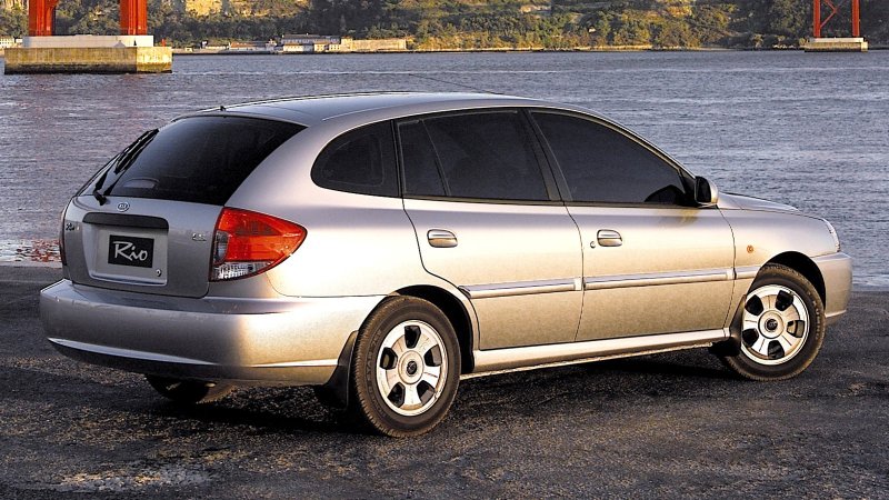 Kia Rio 2003 хэтчбек