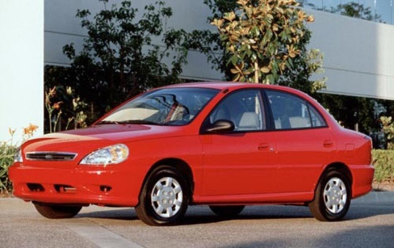Kia Rio 1 поколение