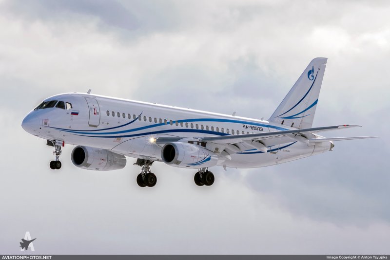 Superjet 100 Газпромавиа