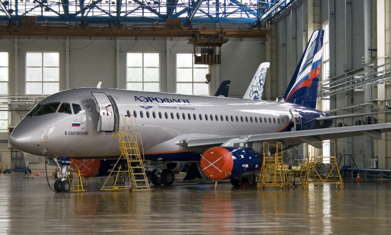 Самолет Sukhoi Superjet 100 Аэрофлот