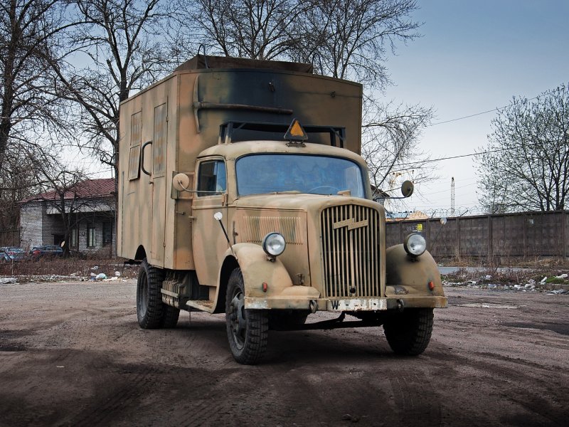 Немецкий грузовик Opel Blitz