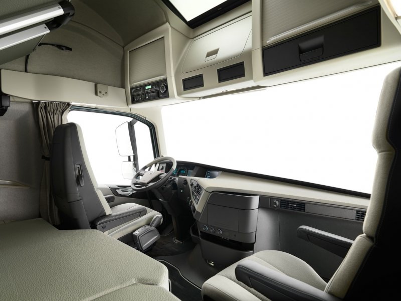 Volvo FH 540 салон