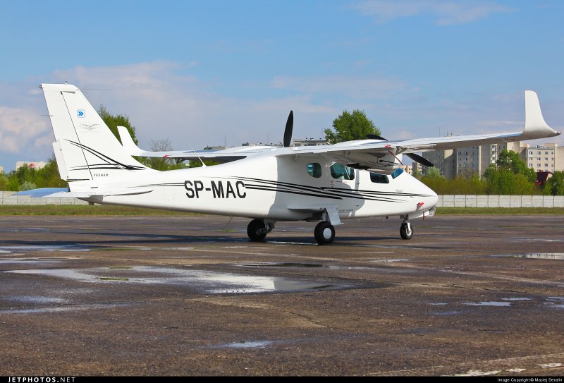 Самолет Tecnam p2006t