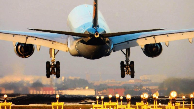 Самолет landing