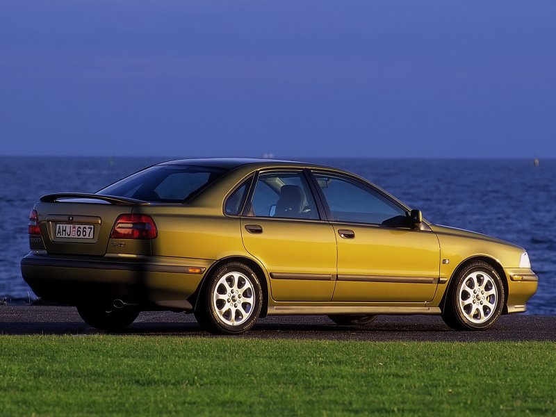Volvo s40 1