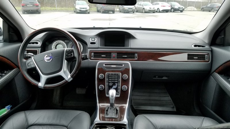 Вольво xc70 салон