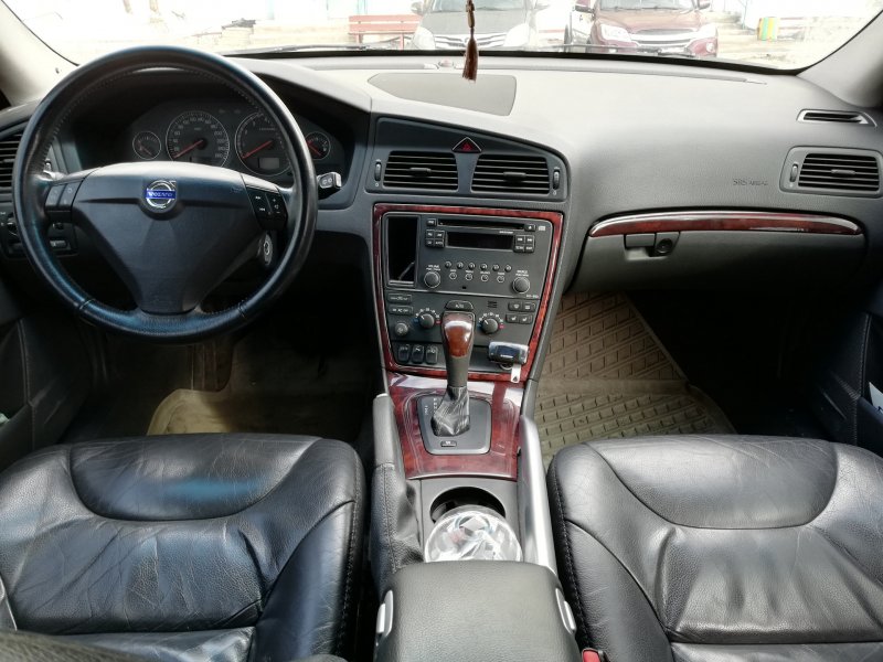 Volvo xc70 2006 салон