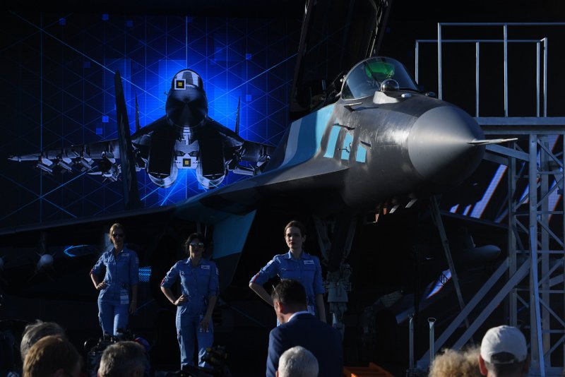 Су-57 реактивный самолёт