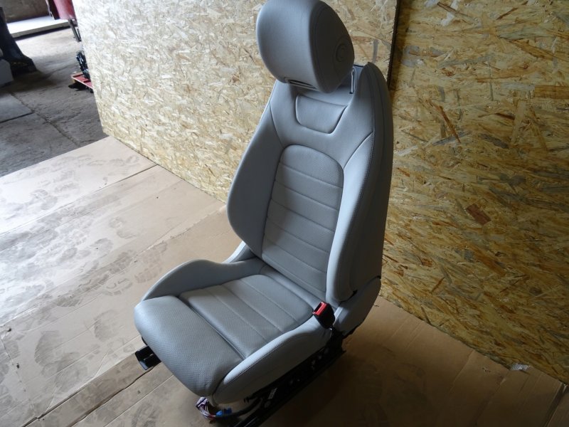 Сиденье серая кожа для Mercedes w204