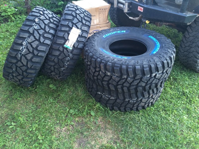 Cooper Discoverer STT 35