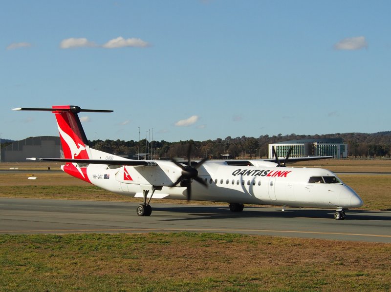 Бомбардье Дэш 8 q400