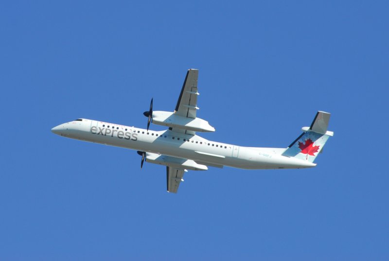 Бомбардье DHC-8-400