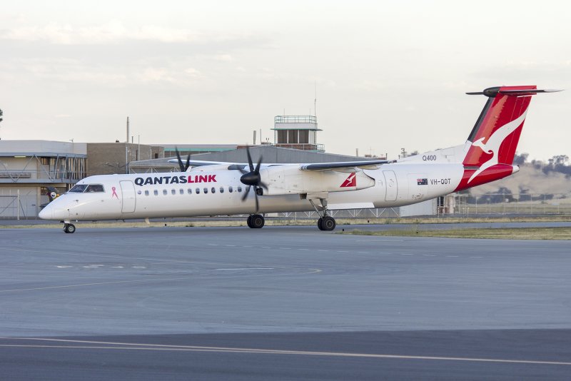 Q400 NGX