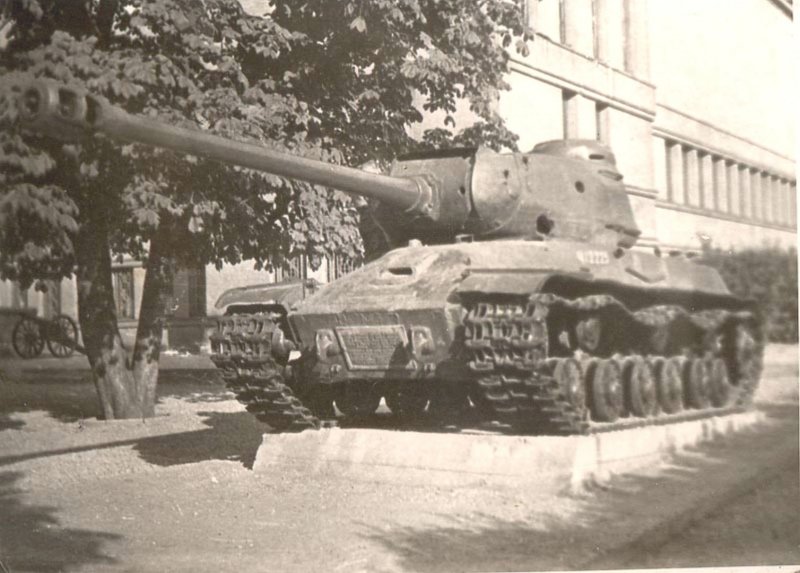 ИС-2 танк