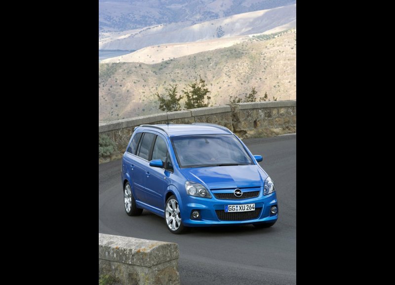 Opel Zafira OPC