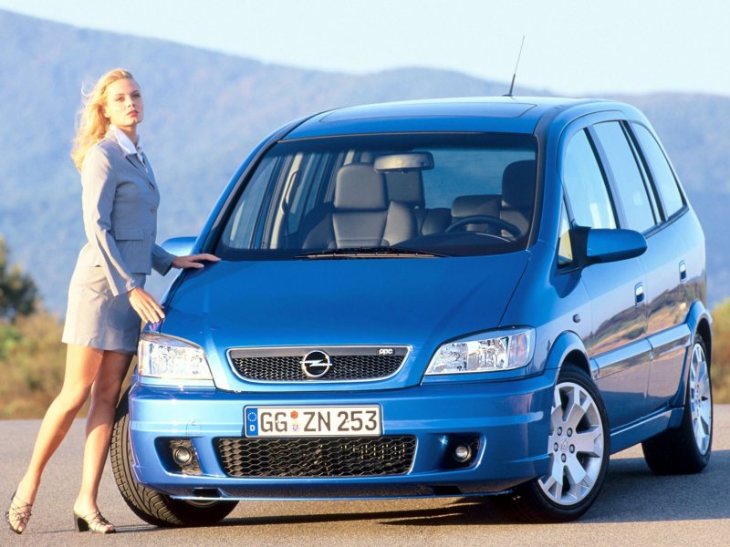 Opel Zafira OPC 2004