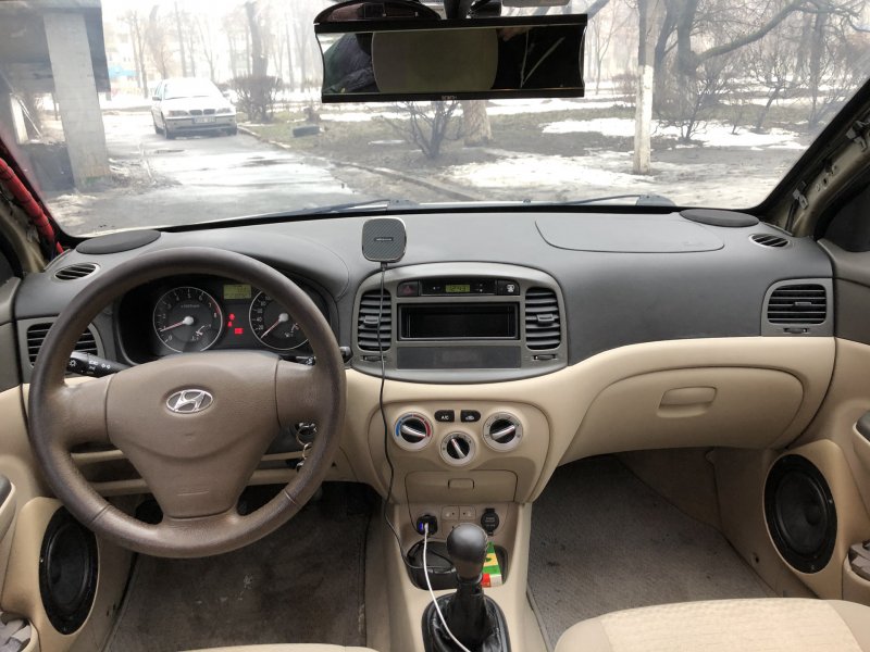 Hyundai Accent 2007 панель