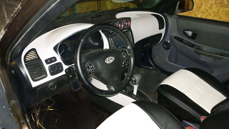 Hyundai Accent ТАГАЗ салон