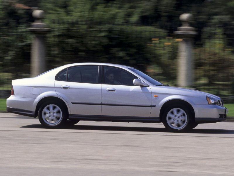 Chevrolet Evanda 2005