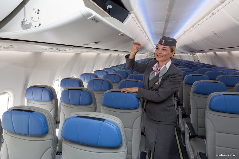 Бортпроводники Белавиа 737