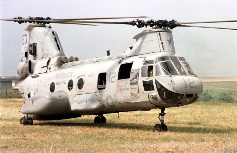Вертолет Ch-46 Sea Knight