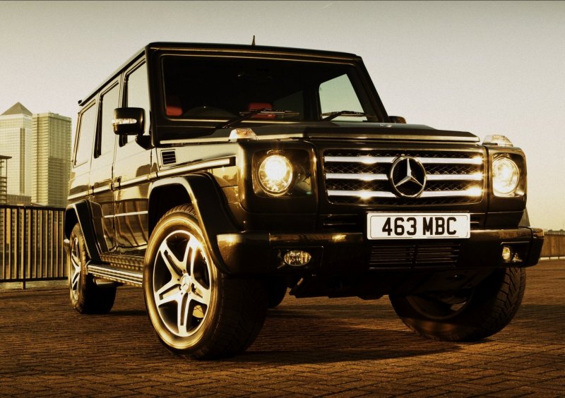 Мерседес-Бенц джип g55