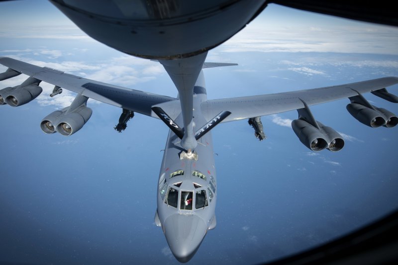 B52 истребитель