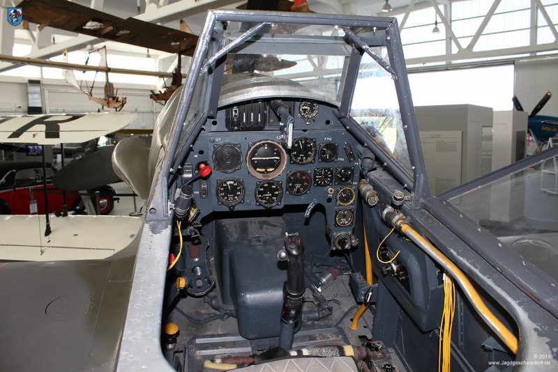 Messerschmitt bf.109 g6 кабина