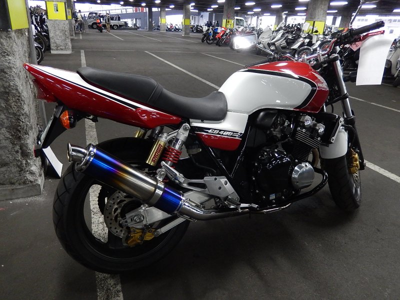 Honda cb400sf VTEC 2