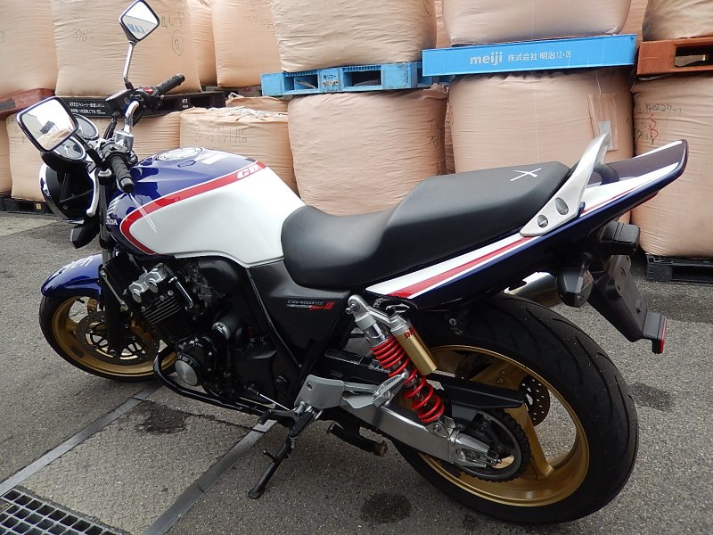 Honda CB 400 SF VTEC 3