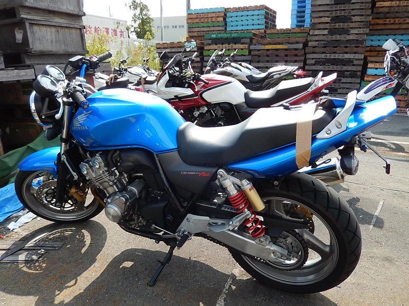 Honda CB 400 Revo
