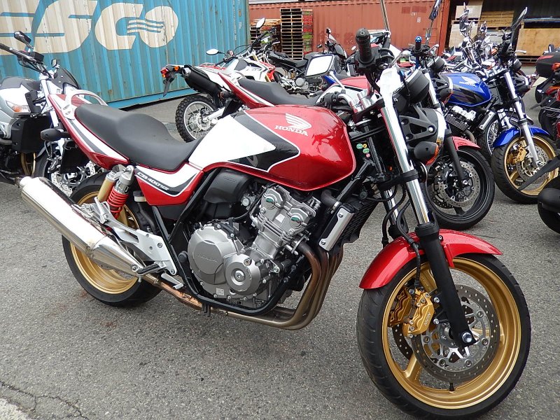 Honda SB 400