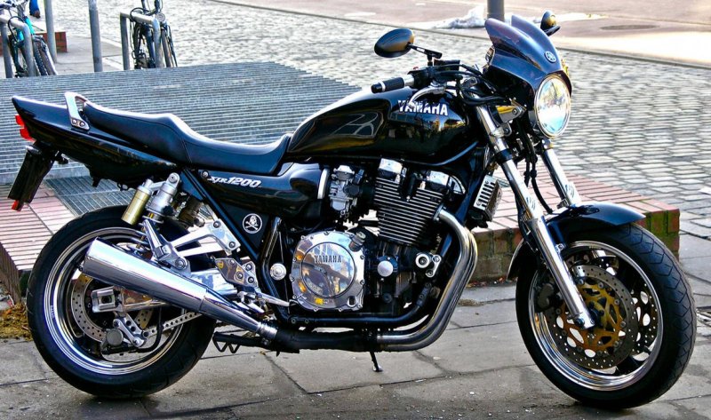 Yamaha XJR 1200 XJR