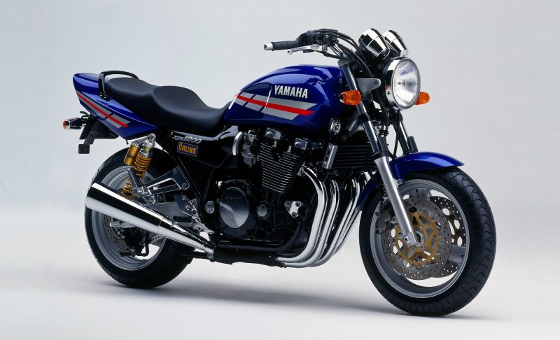 Yamaha XJR 1200