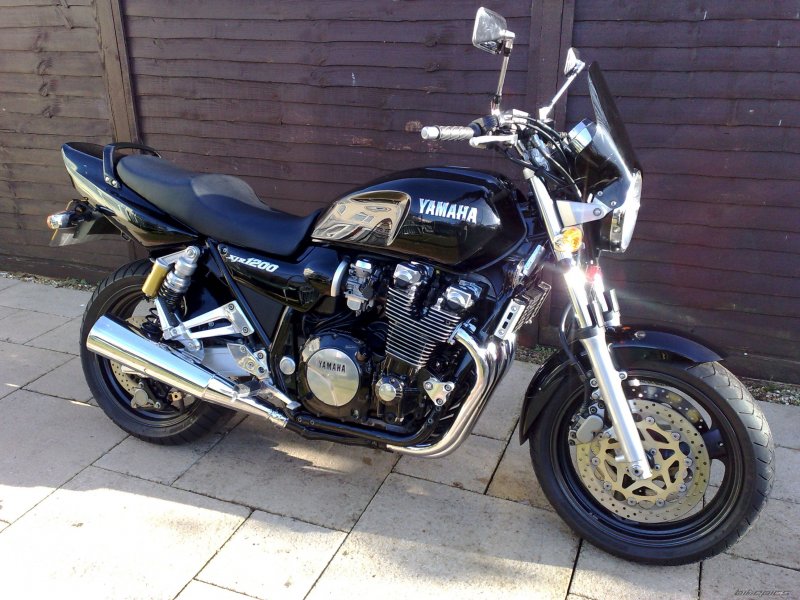 Yamaha XJR 1200 1997