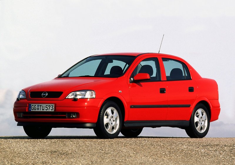 Opel Astra g 2004 седан