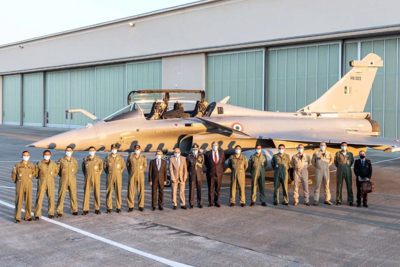 Истребитель Rafale ВВС Франции