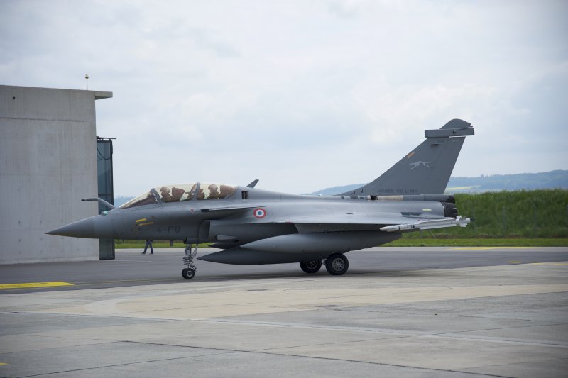 Французский истребитель 4 поколения Dassault Rafale