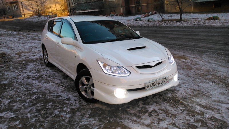 Тойота Caldina 241