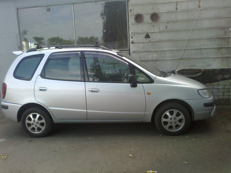 Toyota Corolla Spacio 1997