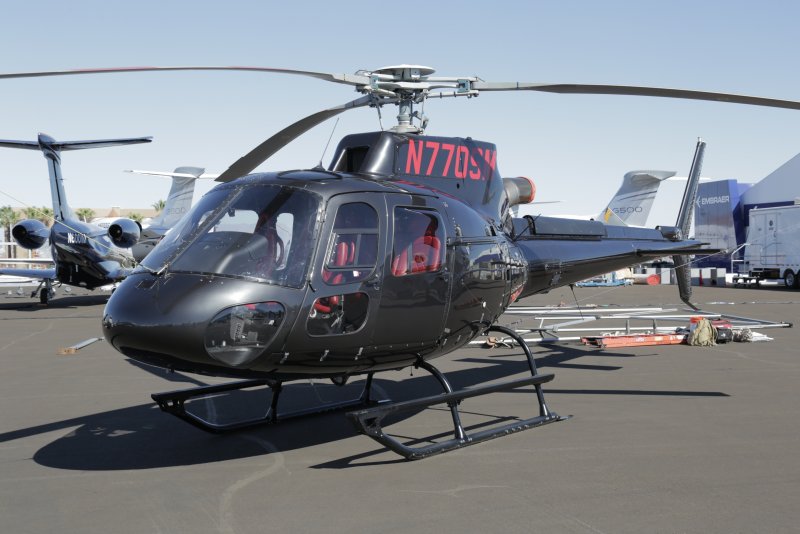 Вертолет Airbus as350