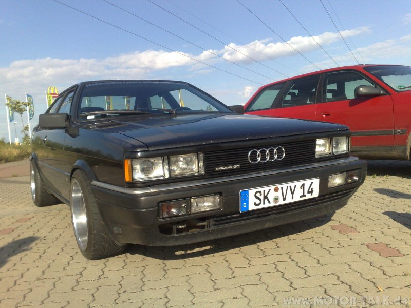 Ауди 90 купе синяя