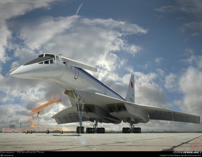 Сверхзвуковой пассажирский самолет ту-144