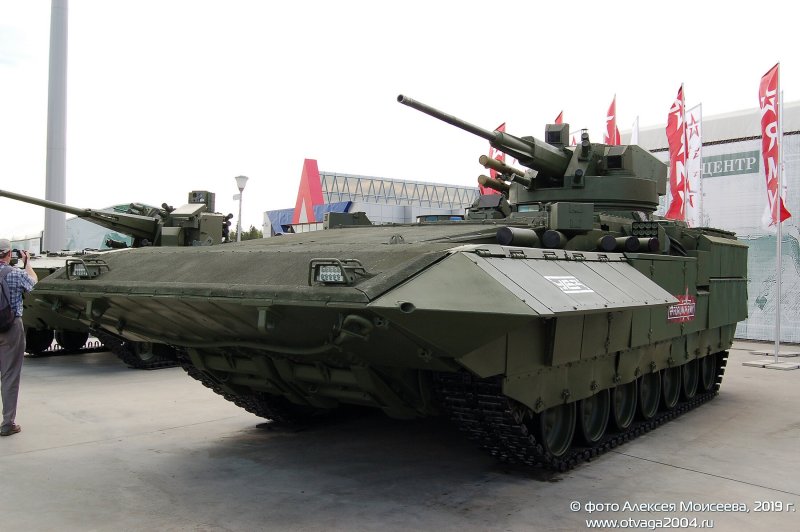 БМП Т-15 Армата
