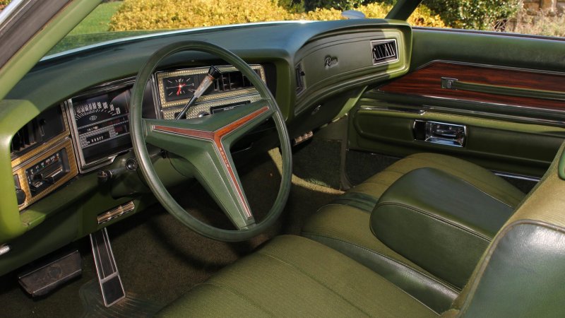 Buick Riviera 1