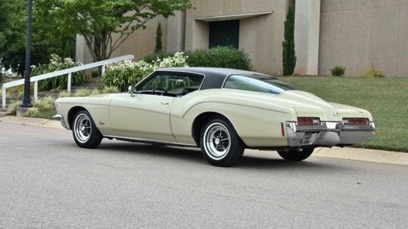 Buick Riviera 1971