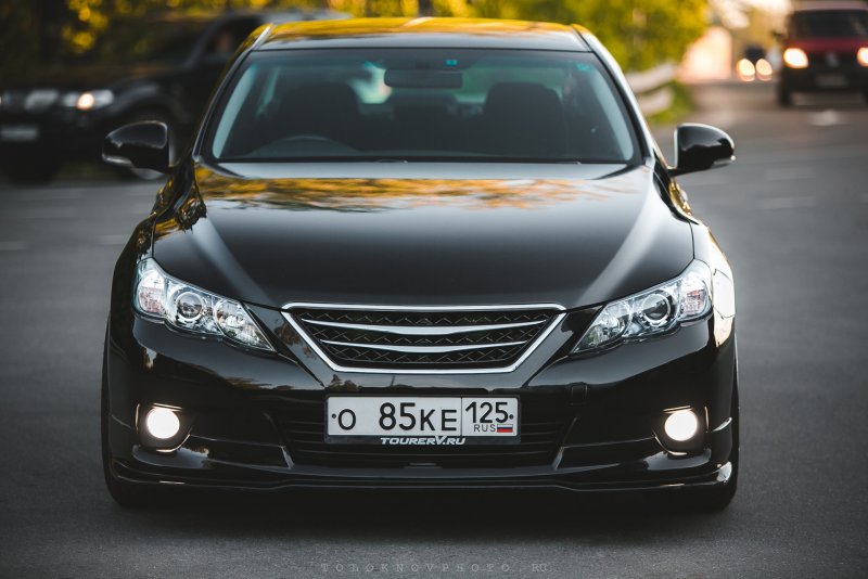 Toyota Mark 10