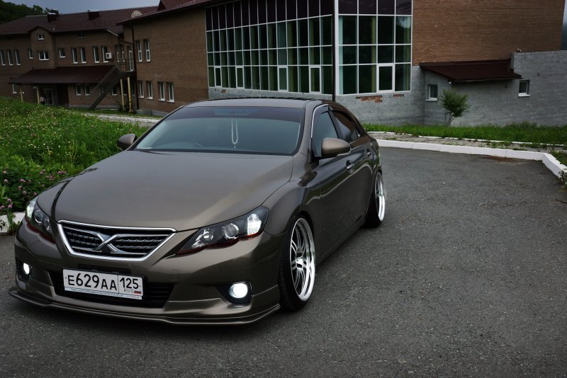 Toyota Mark 10