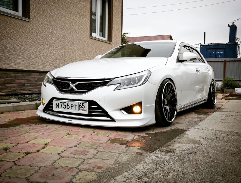 Toyota Mark x 2010 Tuning